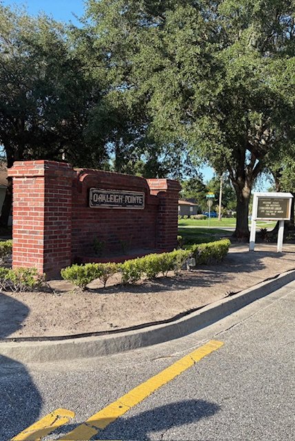 Community green spaces and parks at Oakleigh Pointe